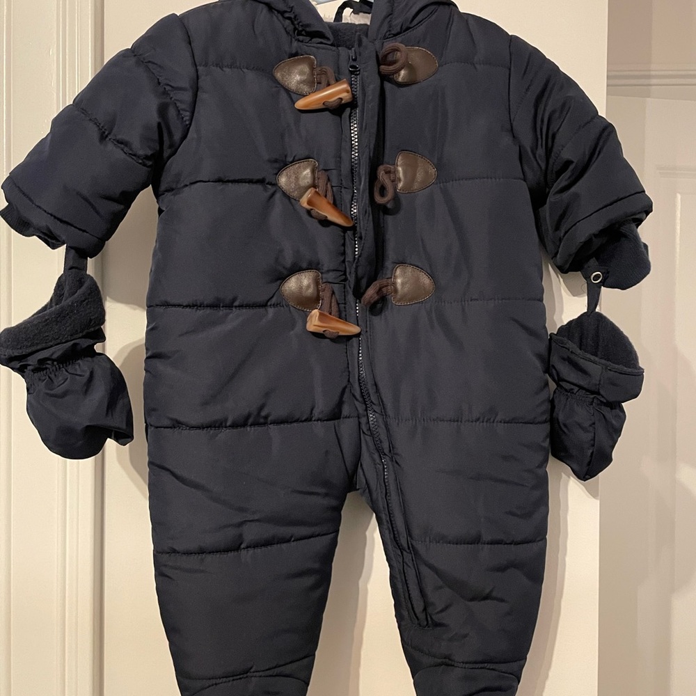 The Children’s Place Baby Bear Snowsuit 3-6 months
